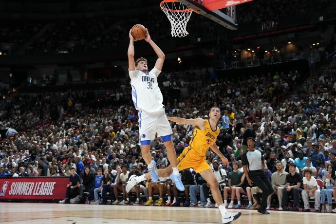 弗拉格请求出战夏联第三战：新秀的渴望与成长